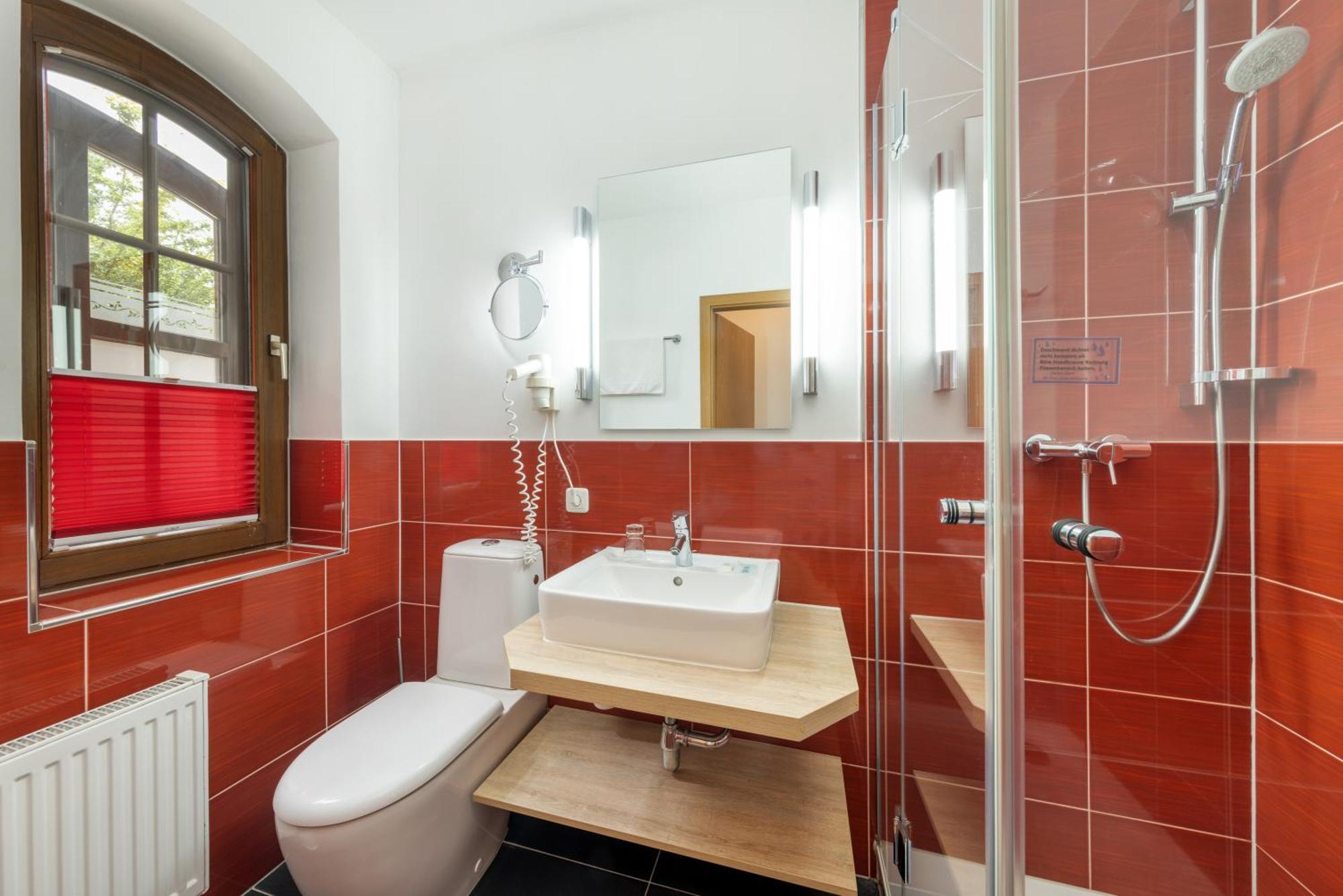 Landhotel Zur Schmiede 고렌레빈 외부 사진